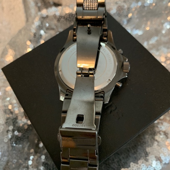 Gunmetal Michael Kors Watch - Picture 7 of 8